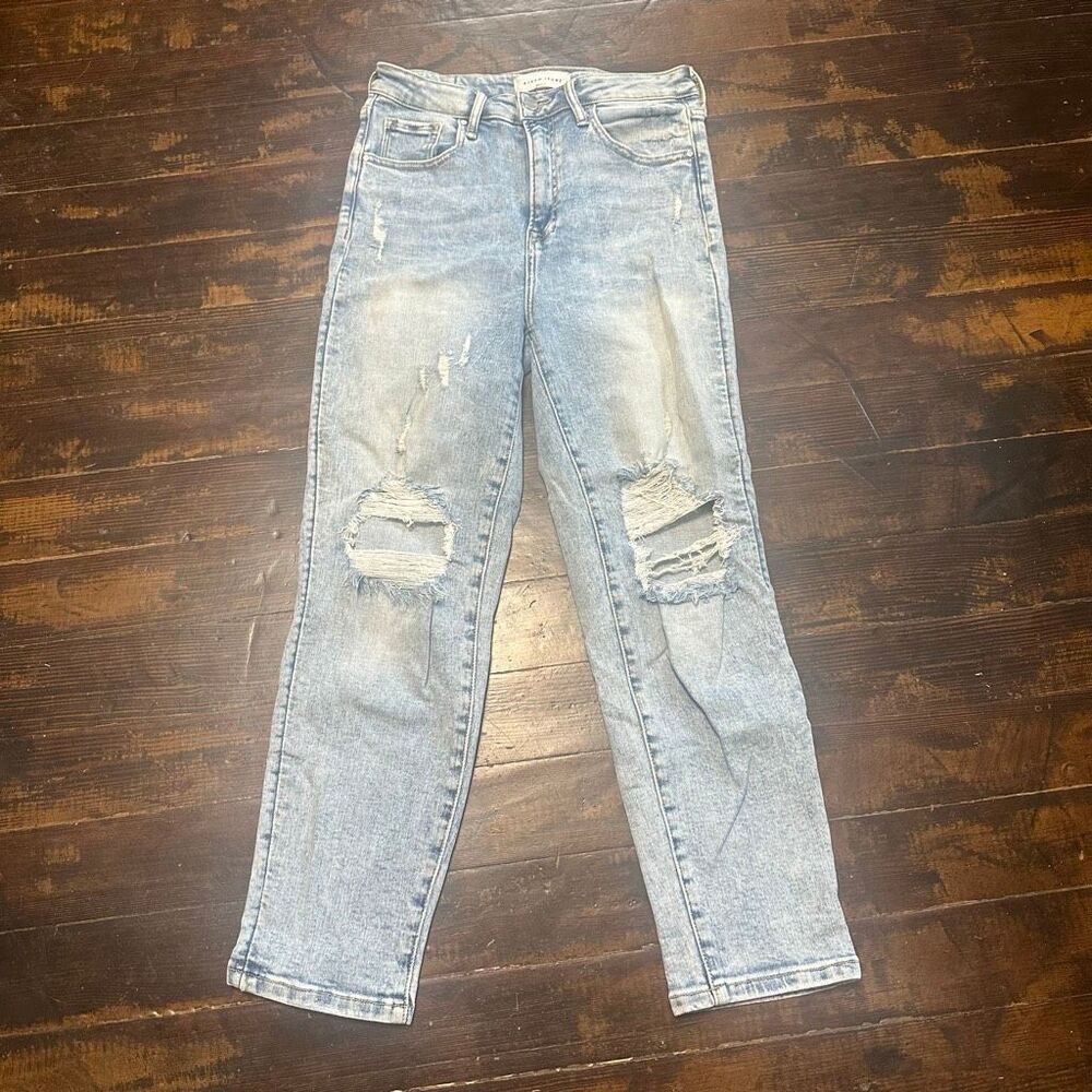 Risen distressed acid wash straight leg 5/27 boutique jeans